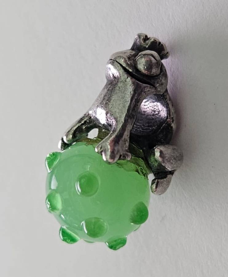 THE FROG PRINCE TROLLBEAD - GERMANY WORLD BEAD - RETIRED