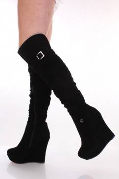 STUNNING!!!! LADIES BOOTS IN BLACK (SIZE 3 - 8) ONE PER SIZE AVAILABLE!!! (LAST STOCK)