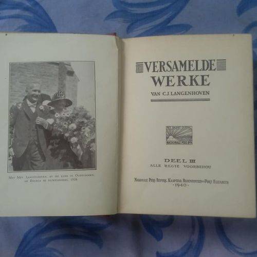 LANGENHOVEN, C.J. - Versamelde Werke : Slegs deel III (3) van 'n ou rooi onvolledige stel