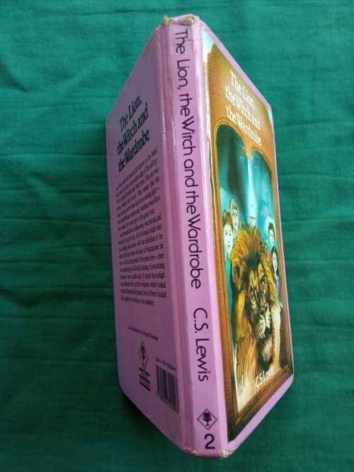 LEWIS, C.S. - The Lion, the Witch and the Wardrobe - [Chronicles of Narnia # 2] - (Hardcover)
