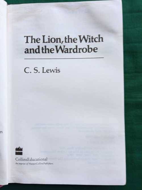 LEWIS, C.S. - The Lion, the Witch and the Wardrobe - [Chronicles of Narnia # 2] - (Hardcover)