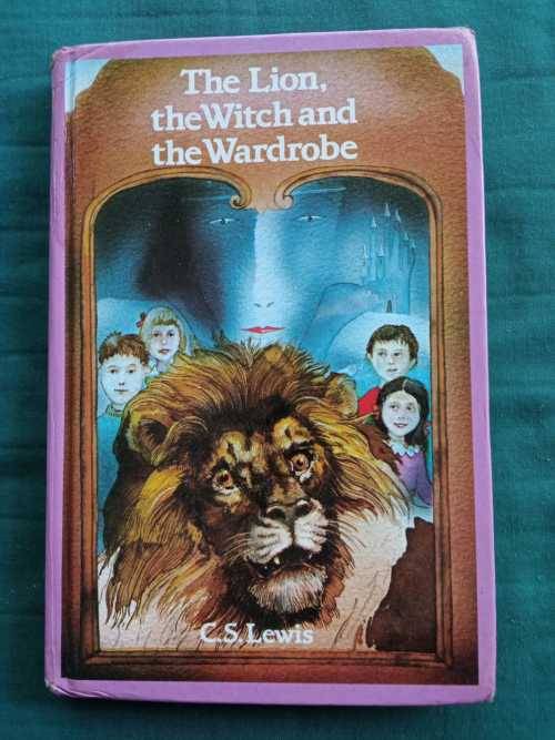 LEWIS, C.S. - The Lion, the Witch and the Wardrobe - [Chronicles of Narnia # 2] - (Hardcover)