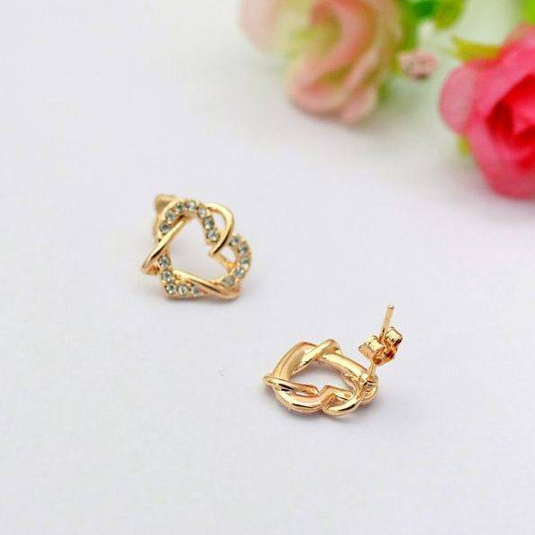Gold Heart 18K Gold Plated Stud Earrings Jewelry Made with Genuine SWA ELEMENTS Austrian Crystal