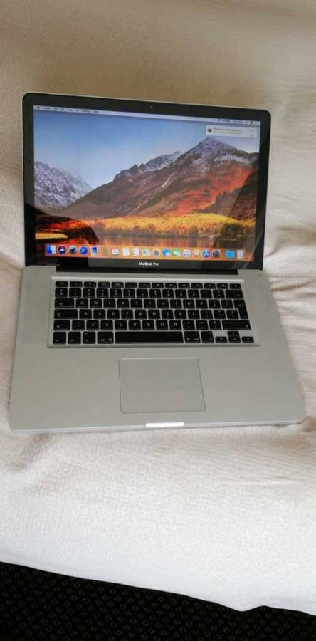 NO RESERVE Macbook Pro, 15 inch, i7 2.4Ghz, 4gb RAM, 750Gb HDD, AMD Radeon HD 6770M graphics