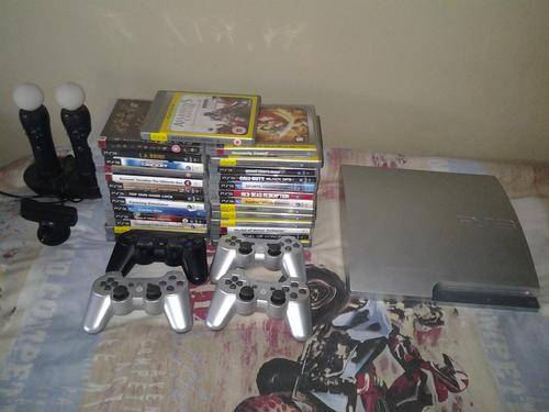 Sony PS3 Console (30 games, 4 Sony remotes, 2 Sony motion controllers, PS3 Eye)