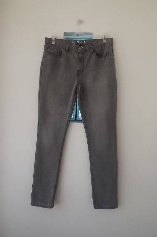 Men's slim fit jeans in polycotton. Grey wash out look.Waist 34 by NETWORK.Good condition
