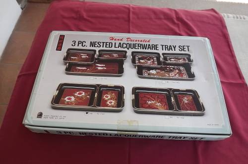 Antique 3 piece nested lacquerware tray set with beautiful floral pattern.New item.Still in box
