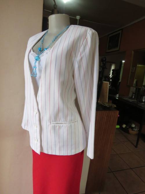 On trend cotton/linen blend white jacket with red/blue vertical lines in 36/12 by 'FOSCHINI'.As new.