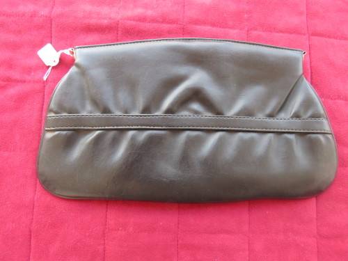 Fabulous clutch bag in black in size 30x17cm.Never used.
