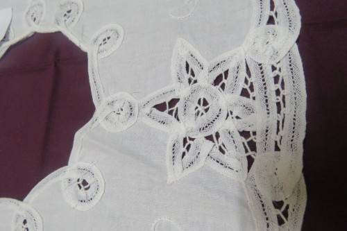 Fabulous off white linen loose vintage collar embroidered and richly decorated. Adult size.