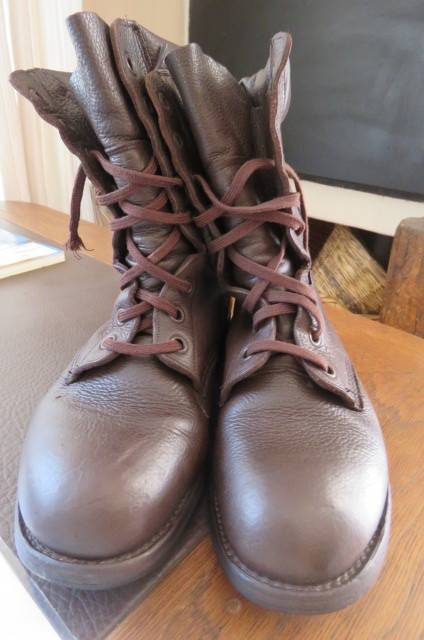Pair genuine leather brown SADF boots by D.W.S. issued 2011. Size 7. Army size 255 M.