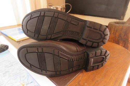 Pair genuine leather brown SADF boots by D.W.S. issued 2011. Size 7. Army size 255 M.