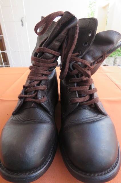 Pair of SADF brown genuine leather army boots in size 5.5. Issued in 2005 by DWS. Army size 240 W.