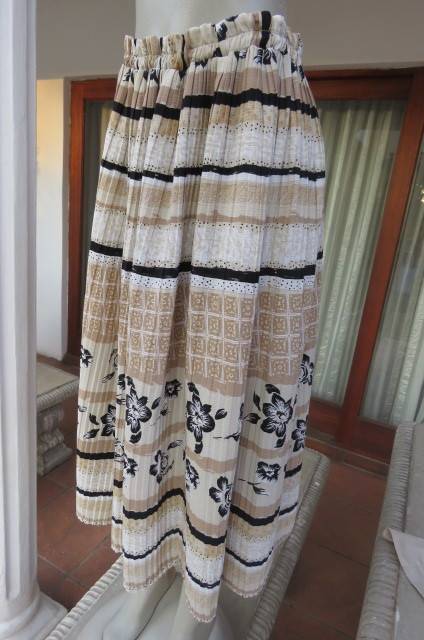 Permanent pleated beige, cream and black horizontal pattern striped skirt by 'Inca' size 50/26.