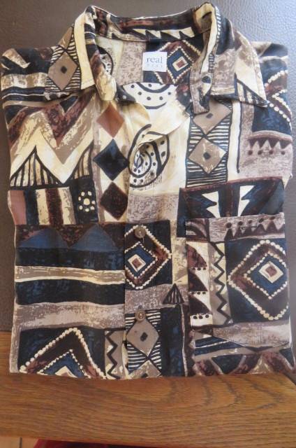 Men's geometric printed short sleeve shirt in brown, cream and navy size Medium by 'Real Wear'.