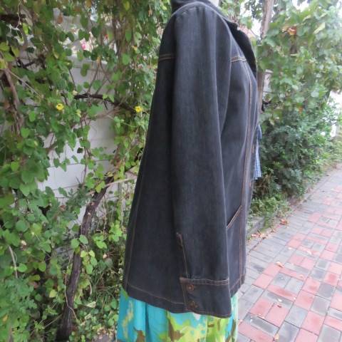 As new denim casual ong sleeve jacket by ML CLASSICS in size 36/12. Large front pockets.