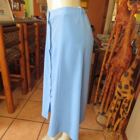 Sapphire blue button down vintage skirt by FASHIONETTE in size 36/12.Elasticated waist back.