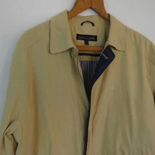 Men's rich cream jacket with zip up front by LETTFIELD size XXL.Blue and cream stripe lining.