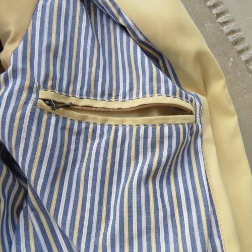 Men's rich cream jacket with zip up front by LETTFIELD size XXL.Blue and cream stripe lining.