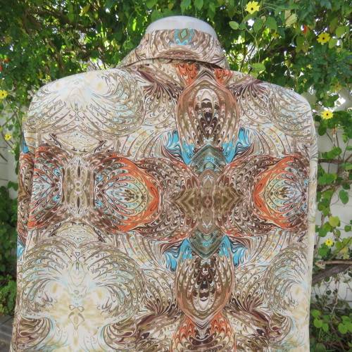 Smart casual size 44/20 ANNA PIA slip over top in tasteful colours and print. Wide sleeves.As new