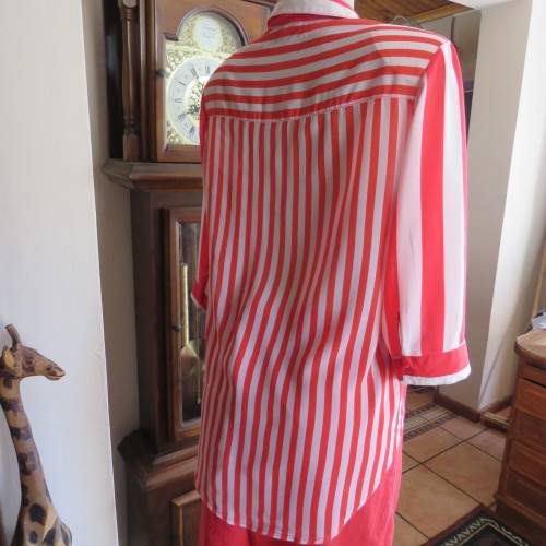 Sweet red and white vertical striped button down LEGIT top size 36/12.In poly and viscose.As new