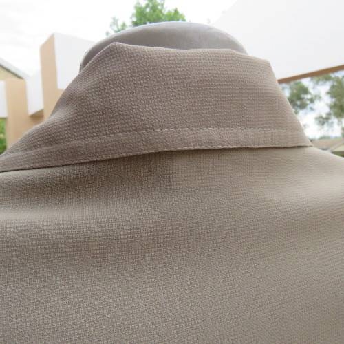 For those who are `CHOOZIE`, rich cream long sleeve top Button down front Size 44-20 As new