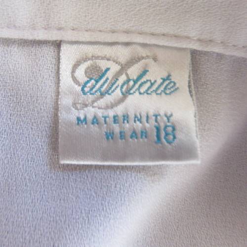 Comfy but smart white slip-over maternity top by `du date` in size 42/18. As new. Slitted sides.