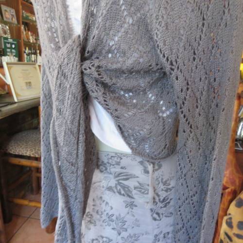 Grey bolero style acrylic knit long sleeve cardigan by `INSYNC` size 44/20. Good condition.