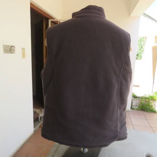 Reverseble Men`s waistcoat size XL....123cm chest.Grey brushed polyester/ black nylon.Zip-up front