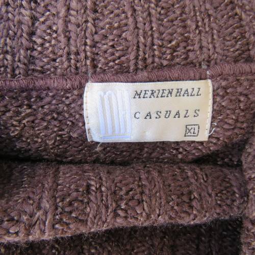 Fabulous acrylic doubleknit slip over cardigan in golden brown with some shine.Size 42/18. As new