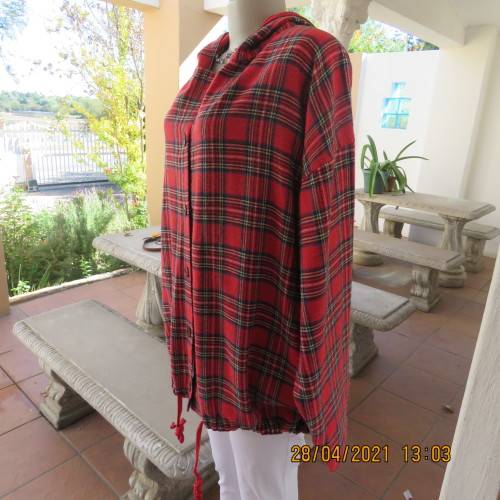 Tartan check long sleeve hooded jacket in red,blue,yellow and white. By ANLEO. Size 48 to 50