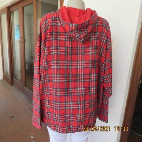 Tartan check long sleeve hooded jacket in red,blue,yellow and white. By ANLEO. Size 48 to 50