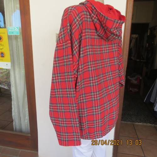 Tartan check long sleeve hooded jacket in red,blue,yellow and white. By ANLEO. Size 48 to 50