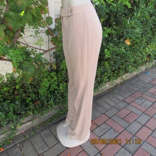 Elegant latte beige pants from WOOLWORTHS size 34/10 with space.Straight legs.Good condition.