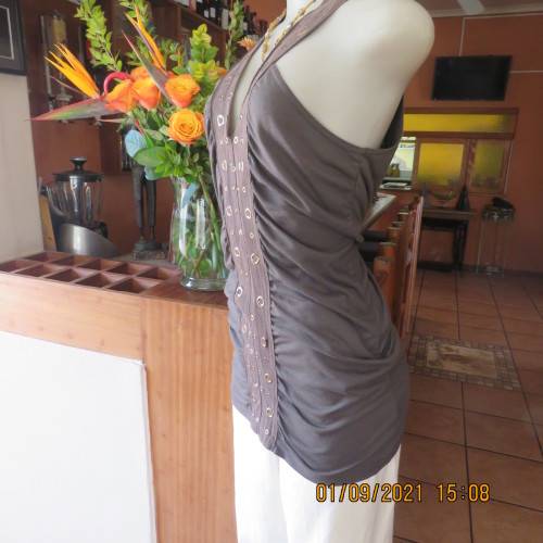 Sexy long dark olive green top by LEGIT 34/10.Vertical cotton band on front with stud decoration