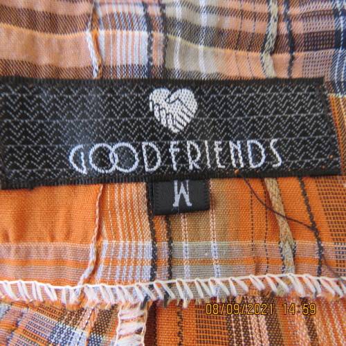 On trend autumn colour check bandless skirt size 34/10 by GOOD FRIENDS. In bubble polycotton fabric.