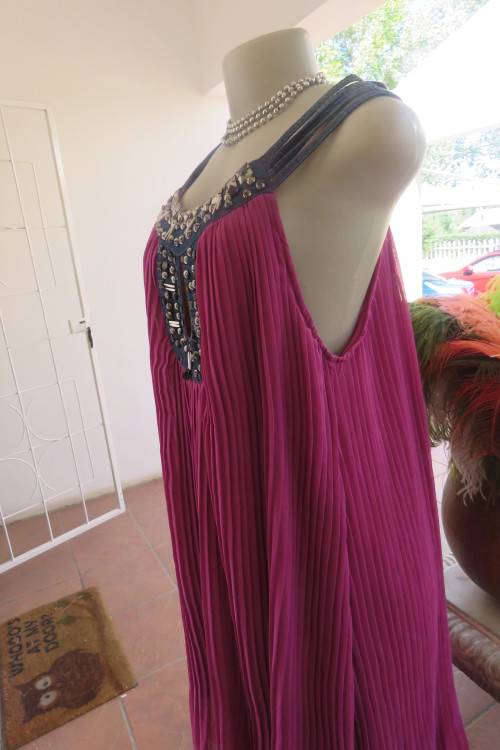 Sexy violet colour smart casual permanent pleated loose fully lined dress size 36/38.Denim neckline.