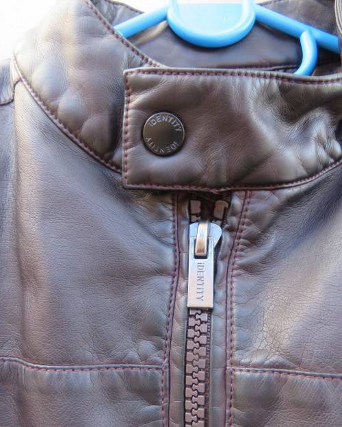 Men`s choc brown faux leather bikers zip-up jacket size MED.(105cm) by IDENTITY. New condition.