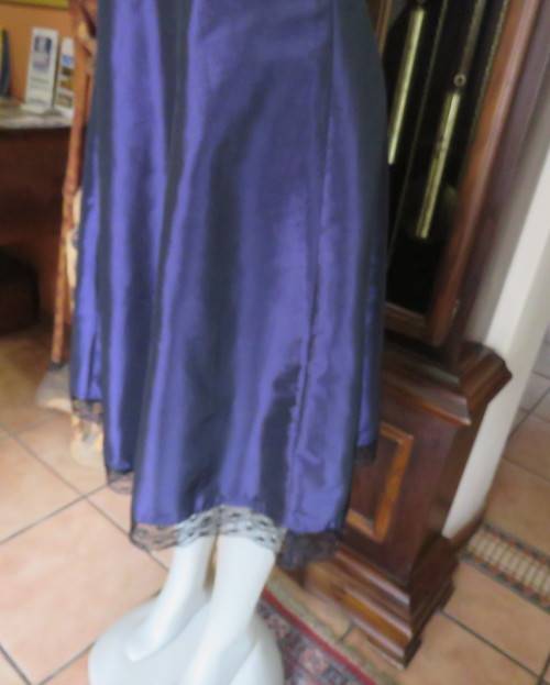Sexy boutique made eggplant purple satin halter neck dress with black lace decor. Size 34/10.