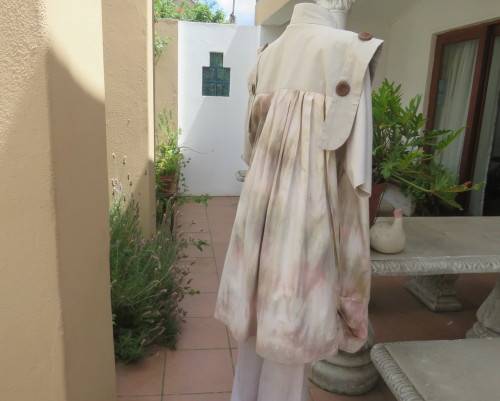 Boutique made 2 pc slip over dolman sleeve top and long open sleeveless pleated jacket by JOLINE 36+