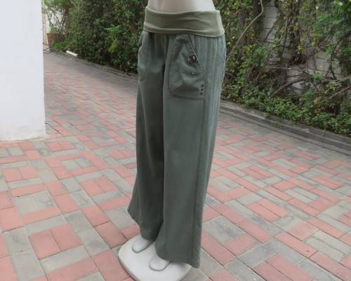 Comfy wide legged olive green linen/cotton blend size 38 pants by WOOLWORTHS.Stretch f/o waistband.