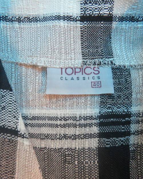Summer 2 pc.skirt/short sleeve jacket suit.Poly/viscose checked beige/black.TOPICS size 40 New cond!