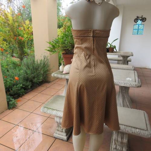Ultra sexy golden brown polycotton stretch strapless dress with brown polkadots.By INWEAR size 34.