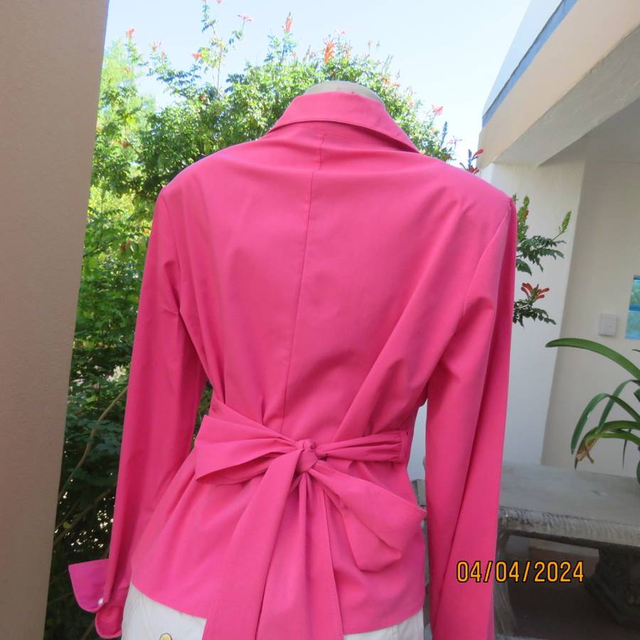 Beautiful crimson pink cross over long sleeve top size 38/14 by BE YOURSELF. With collar. Good cond