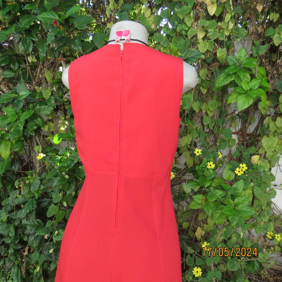 Plain red textured polycotton empire style sleeveless dress. Double fabric top. Size 36. Back zip.