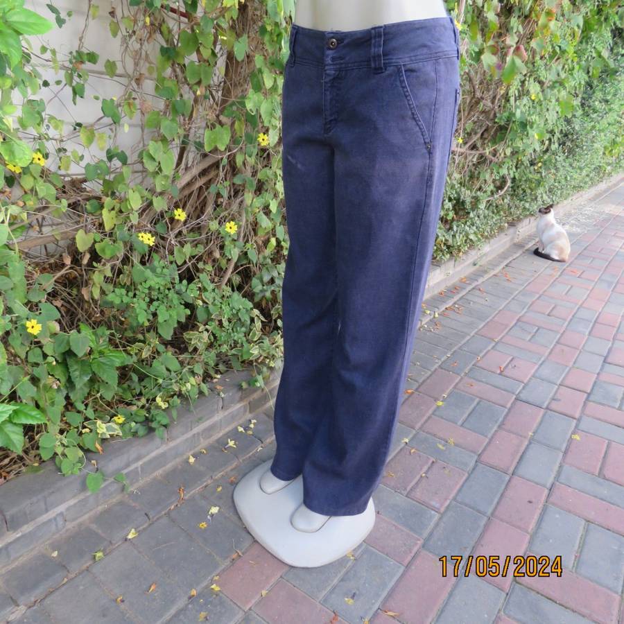 Must have straight legged wash-out linen/ramie navy pants size 36. Pockets b/f. Inner leg 82cm.