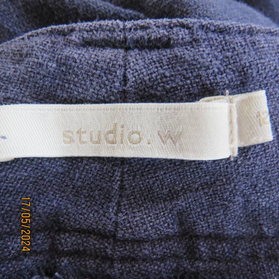 Must have straight legged wash-out linen/ramie navy pants size 36. Pockets b/f. Inner leg 82cm.