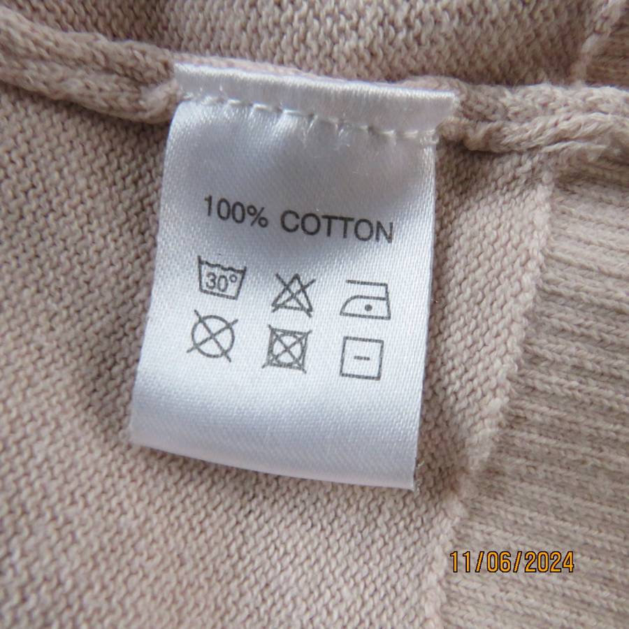 Timeless cotton knit rich cream short cuffed sleeve open front top/jacket. Size 36. As new