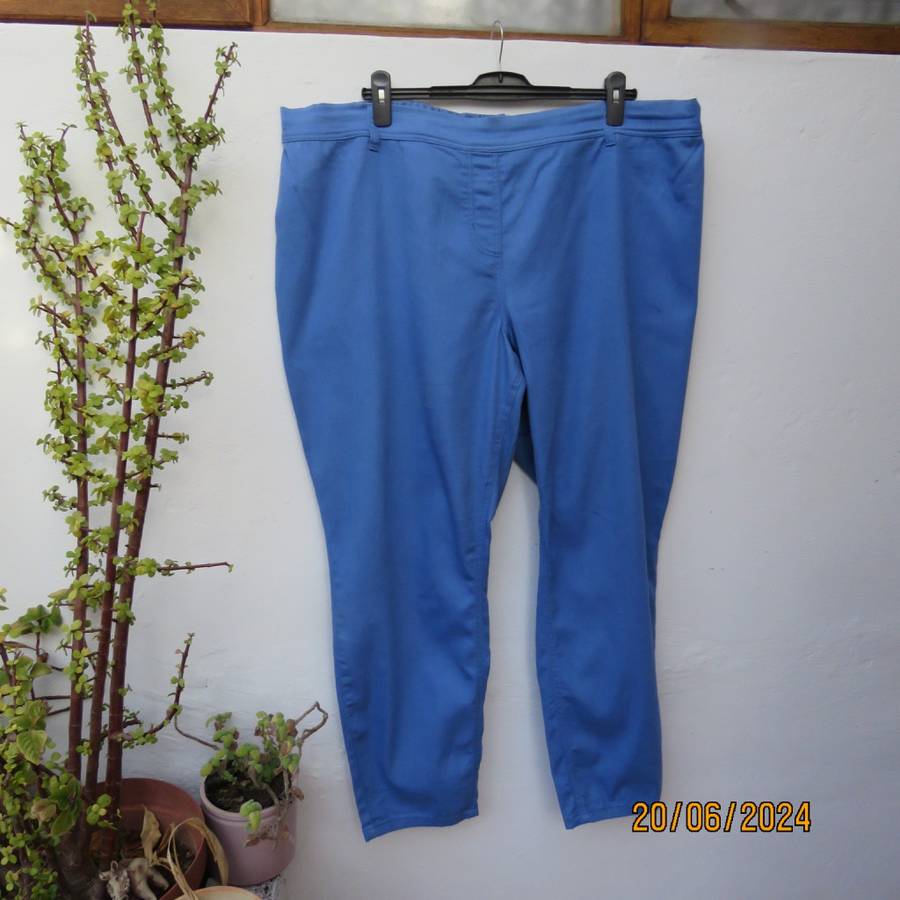 Cobalt blue DONNA CLAIRE size 50 polycotton stretch pants. Flat front/elasticated waist back.
