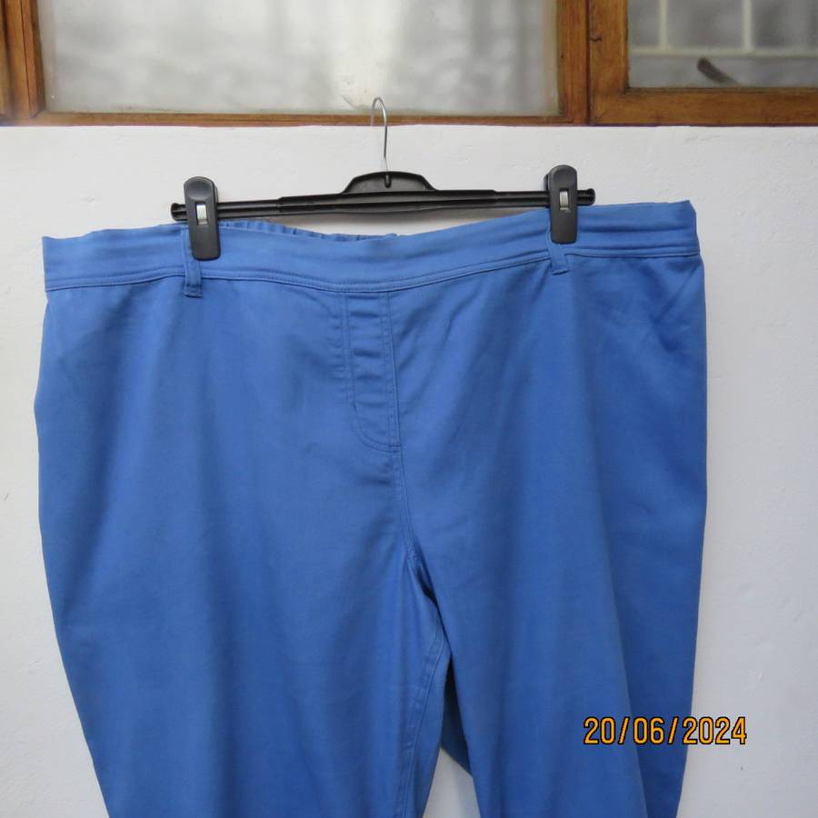 Cobalt blue DONNA CLAIRE size 50 polycotton stretch pants. Flat front/elasticated waist back.